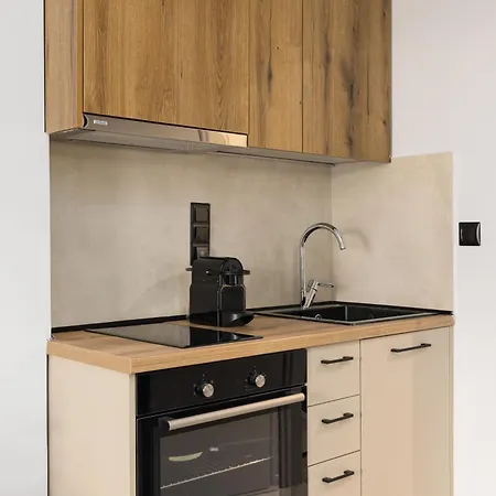 Muse Elegante By Binobi! * סלוניקי