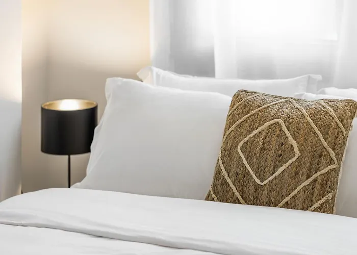 Muse Elegante By Binobi! * 塞萨洛尼基