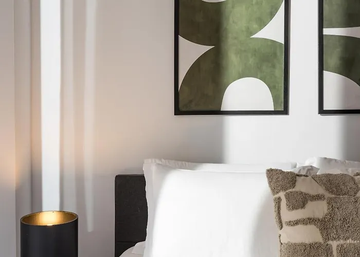 Muse Elegante By Binobi!