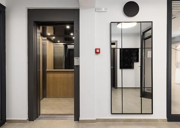 Muse Elegante By Binobi! * 塞萨洛尼基